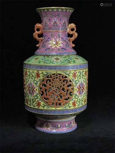 A CHINESE PORCELAIN CARVED FLOWER DOUBLE HANDLE VASE