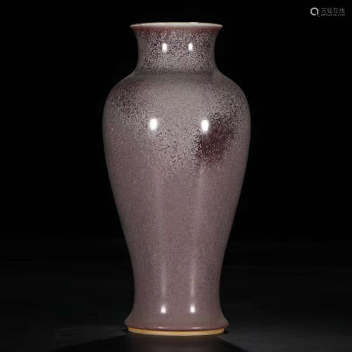 A CHINESE PORCELAIN CRACKED GLAZE GUANYIN VASE