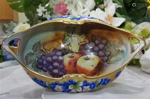 A FINE ENAMEL COLOR PAINTED FRUITS SHAPED TRAY