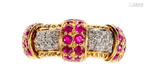 Gold ring decorated with rubies and brilliants Gro…