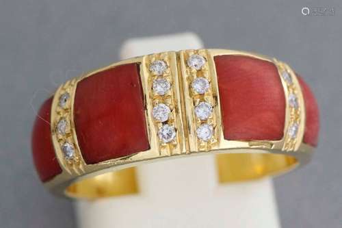 Gold ring enriched with coral and brilliants Gross…