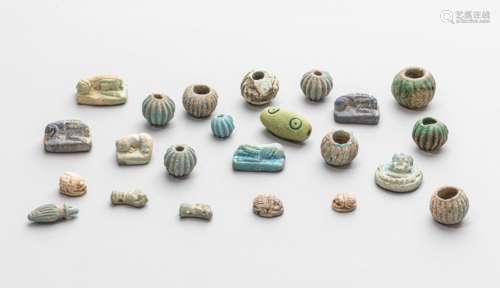 antic 23 glazed  ceramics beads