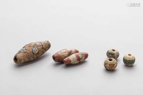 Roman 6 glass beads