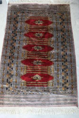 Antique Persian Rug/Carpet