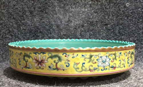 FAMILLE ROSE YELLOW AND TURQUOISE GROUND 'FLOWERS' DISH