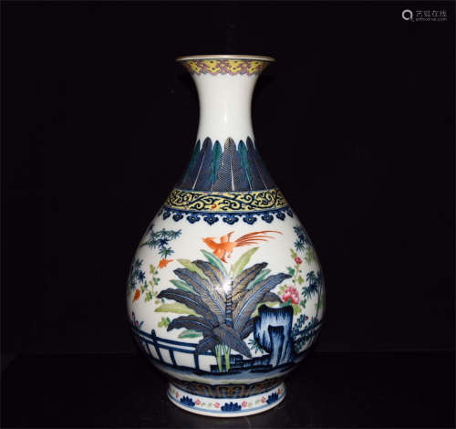 WUCAI AND GILT 'THREE FRIENDS OF WINTER' VASE