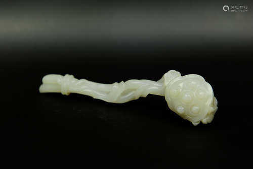 HETIAN JADE CARVED RUYI SCEPTER