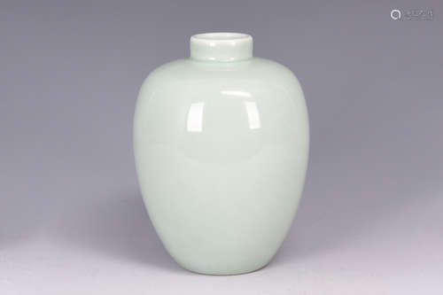 CELADON GLAZED SMALL OVOID JAR