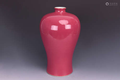 MONOCHROME ROUGE GLAZED VASE, MEIPING