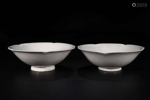 PAIR OF DING WARE FLORIFORM BOWLS