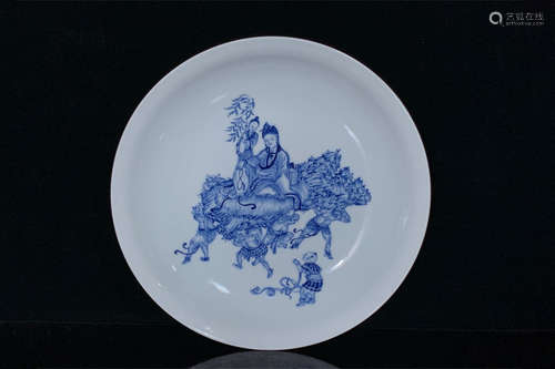 BLUE AND WHITE 'GUANYIN AND CHILDREN' DISH