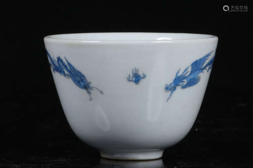 BLUE DOUCAI 'DRAGON AND PHOENIX' CUP