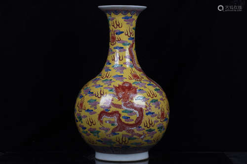 FAMILLE ROSE AND YELLOW GROUND 'DRAGON' VASE