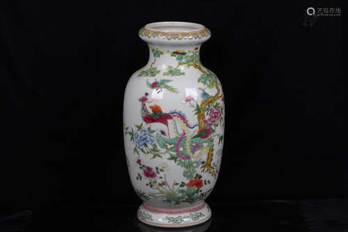 FAMILLE ROSE 'FLOWERS AND BIRDS' VASE