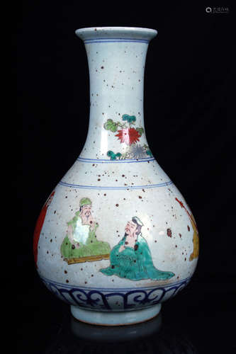 FAMILLE ROSE 'PEOPLE' VASE