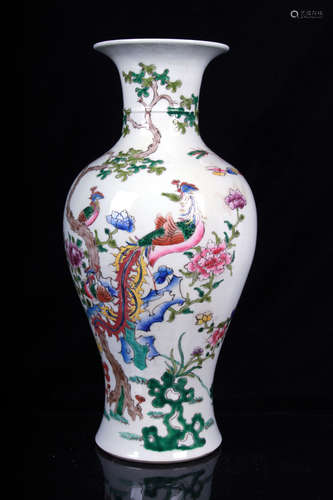 FAMILLE ROSE 'FLOWERS AND BIRDS' VASE