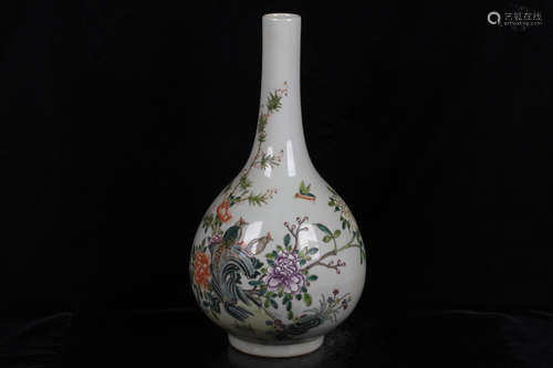 FAMILLE ROSE 'FLOWERS AND BIRDS' VASE