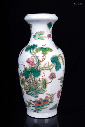 FAMILLE ROSE 'FLOWERS AND BIRDS' ROULEAU VASE