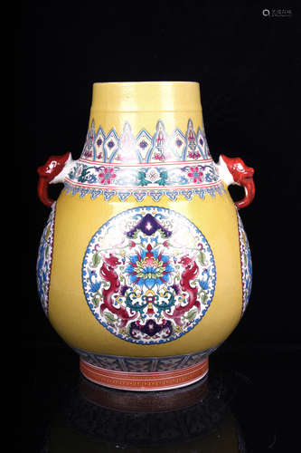 FAMILLE ROSE YELLOW GROUND OPEN MEDALLION 'MYTHICAL BEAST' VASE WITH HANDLES