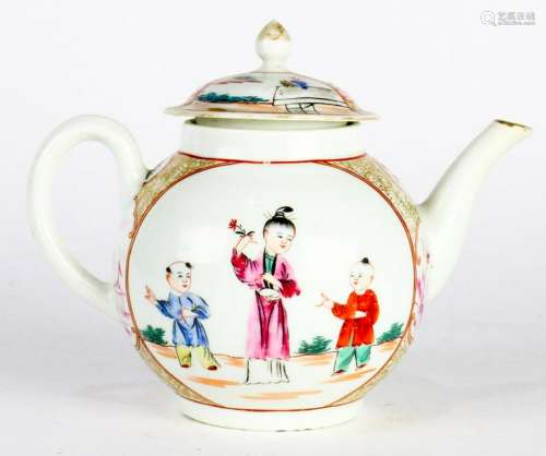 Chinese Export Enamelled Porcelain Teapot