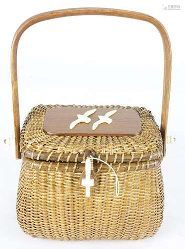 Farnum Nantucket basket/purse