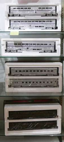 MTH electric train group consisting of engines and