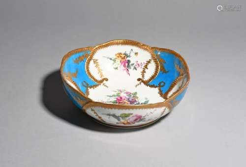 A Sèvres salad bowl (saladier) date code for 1773,…