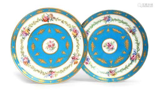A near pair of Sèvres plates (assiettes) c.1793 18…