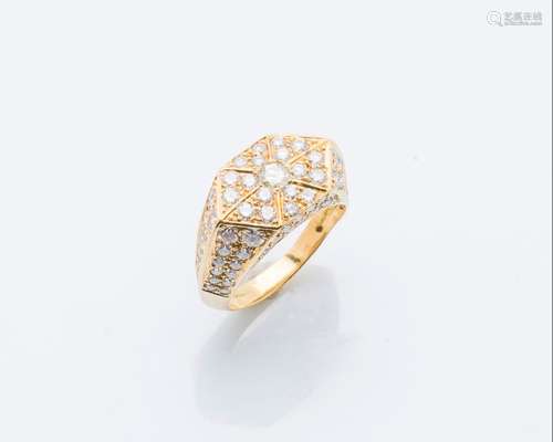 Bague en or jaune 18 carats (750 millièmes) le cha…