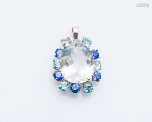 Pendentif goutte en or gris 18 carats (750 millièm…