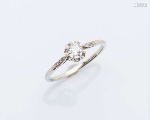 Bague solitaire en or gris 18 carats (750 millième…