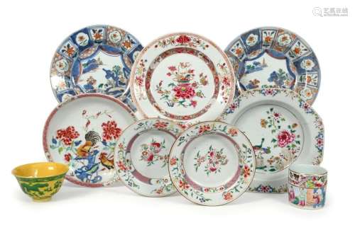 Eight Chinese porcelain plates and dishes most Qia…