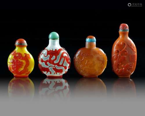 FOUR CHINESE GLASS SNUFF BOTTLES