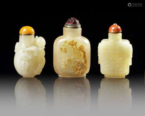 THREE CHINESE CELADON JADE SNUFF BOTTLES