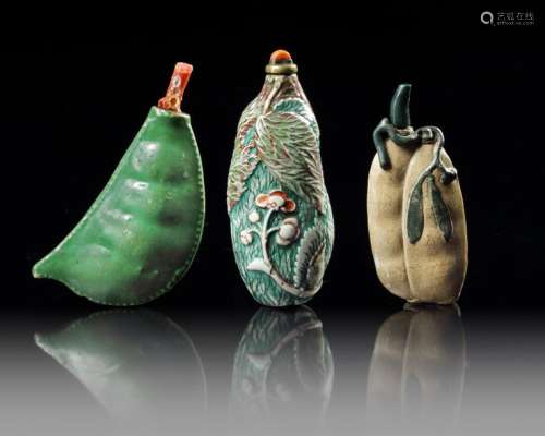 THREE CHINESE PLANT SHAPED SNUFF BOTTLES