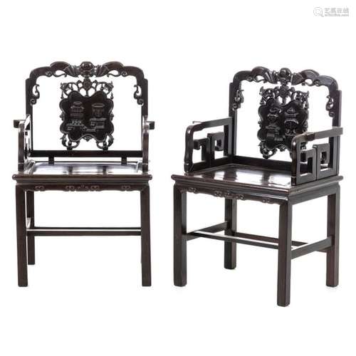 Pair of Chinese highchairs, Minguo