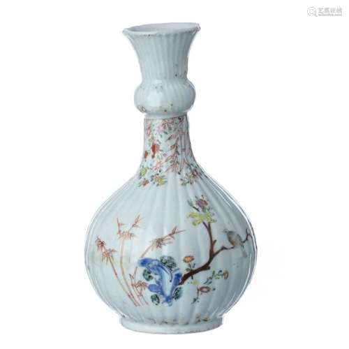 Vase in chinese porcelain