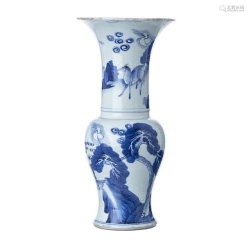 Chinese porcelain trumpet vase, Guangxu