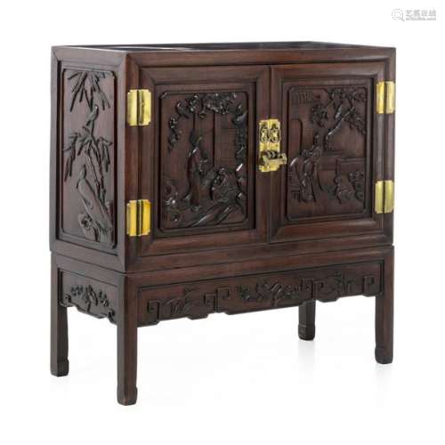 Chinese carved cabinet, Minguo
