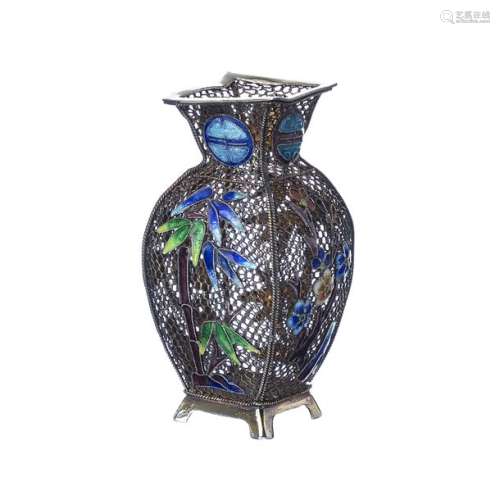 Small vase in Chinese silver and enamels