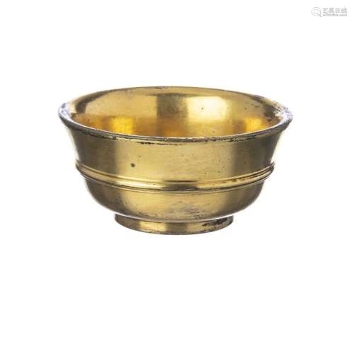 Golden bronze cup, Qianlong mark