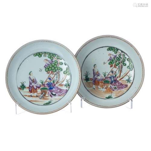 Pair of 'Cherry Picking' Bowls in Chinese Porcelai…