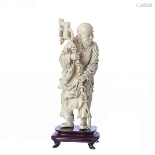 Ivory sculpture, Monk, Meiji