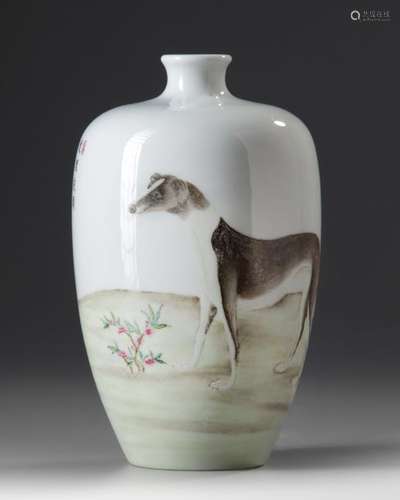 A CHINESE FAMILLE ROSE VASE