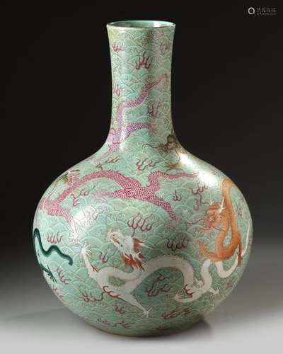 A LARGE CHINESE FAMILLE ROSE 'DRAGONS' BOTTLE VASE