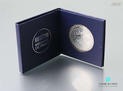 CURRENCY OF PARIS Silver coin 900°/00 of 100 euros…