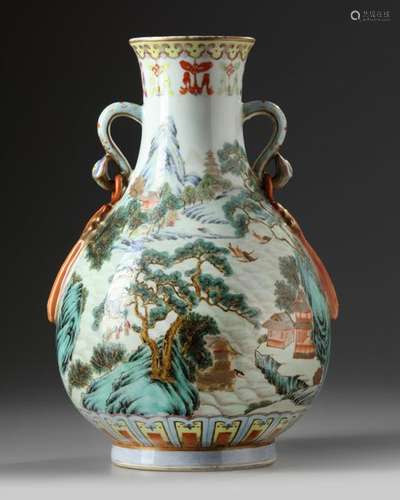 A CHINESE FAMILLE ROSE VASE