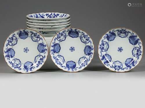 EIGHT JAPANESE BLUE AND WHITE ARITA DISHES