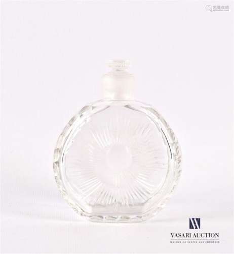 Moulded and cut crystal bottle decorated with a su…