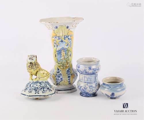 DELFT White earthenware cornet vase with polychrom…